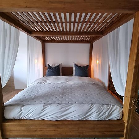 Le Cocoon - Jacuzzi, Sauna Et Piscine Privee Carpentras Exterior foto
